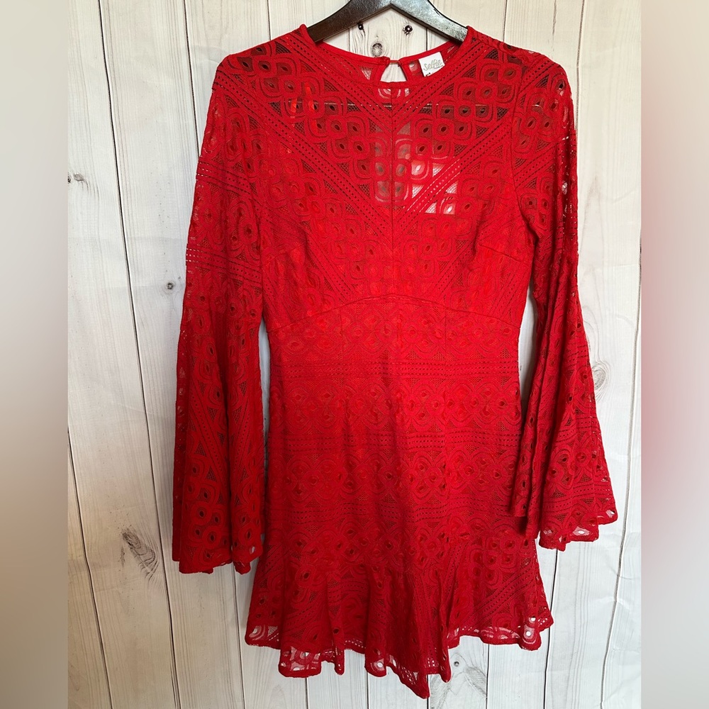 Selfie Leslie Red Geometric Lace Bell Sleeve Mini Dress Party Cocktail